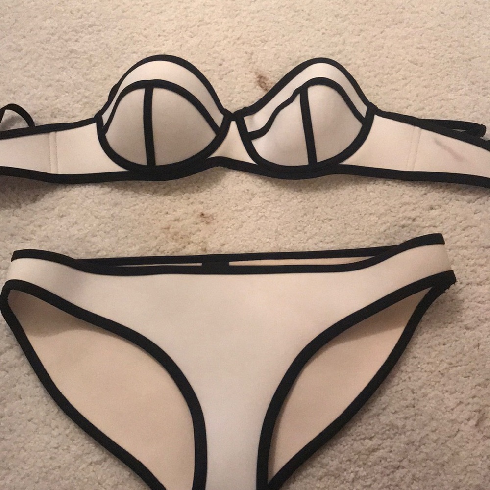 White Triangl Bikini (Top Size Sm, Bottom Sz L)